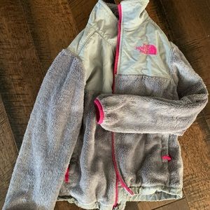 Girls Medium 7/8 Gray North Face jacket with pink zipper